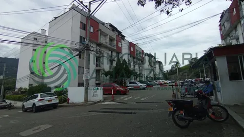 Apartamento En Arriendo En La Esmeralda. Cod A15554