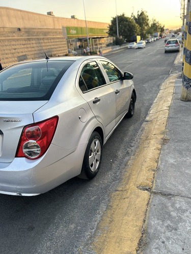 Chevrolet Sonic 1.6 Ls Mt