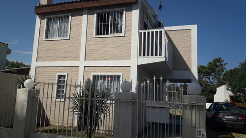 Casa En Alquiler Temporal En Balneario Buenos Aires