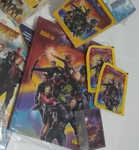 Endgame Set Completo Avengers Panini Álbum Tapa Blanda Grati