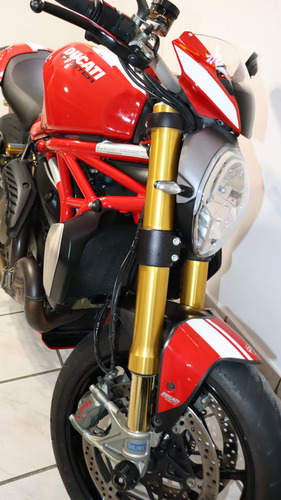 Monster 1200s Stripe