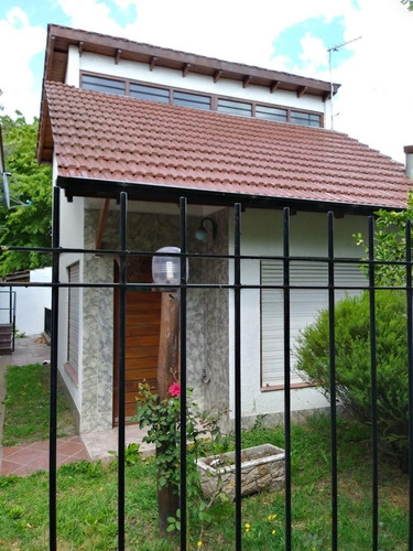 Ph O Casa Independiente, Villa Primera