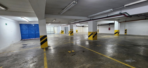 Edificio Oficina Depósito Venta La Urbina 1820 Mts2 Sonmetros2