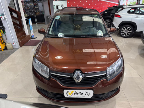 Renault Logan 1.0 8v