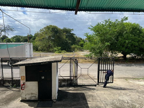 Se Vende Galpón En Santa Teresa Del Tuy Jr