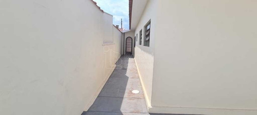Imagem 6 de 6 de Venda De Casas / Padrão Na Cidade De Araraquara 4855