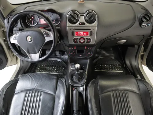 Alfa Romeo Mito DISTINCTIVE 1.4 TP T 3P