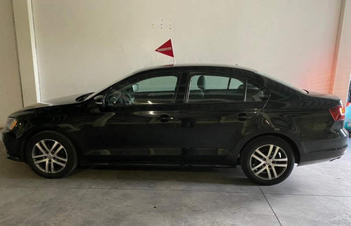 Imagen 9 de 14 de Volkswagen Jetta Trendline 2.0 4 Puertas