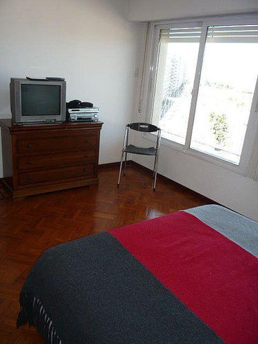 Imagen 17 de 27 de Rambla De Pocitos, Piso Alto, Lujosamente Equipado , 2 Grandes Dormitorios !!