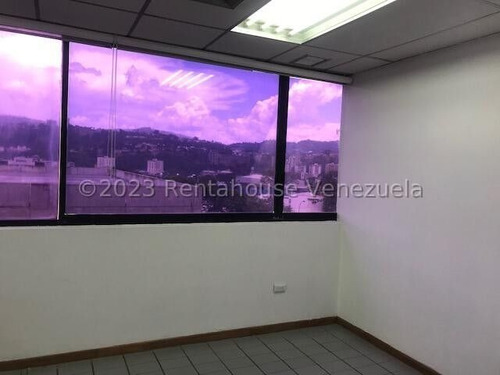 Cur. Oficina En Venta En Los Cortijos De Lourdes 24-7012 Yg