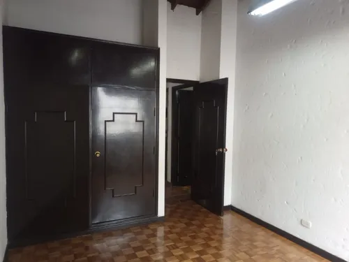 Casa Comercial En Arriendo En Patio Bonito, Poblado