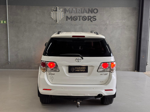 Toyota Hilux SW4 2.7 SR 4X2 16V FLEX 4P AUTOMÁTICO