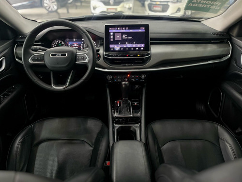 Jeep Compass LONG. T270 1.3 TB 4x2 Flex Aut.