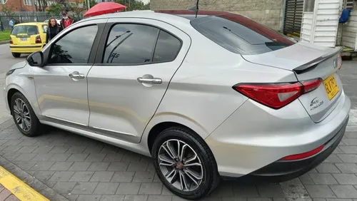 Fiat Cronos Precision Mt 1.8 Sedan 2019