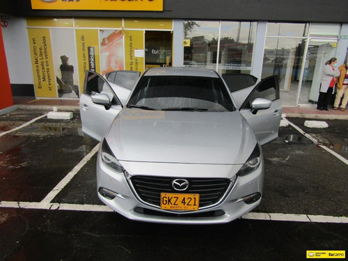 Mazda 3 2.0 Touring