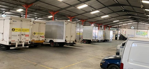 Imagen 4 de 7 de Galpones En Venta En El Encantado !!!