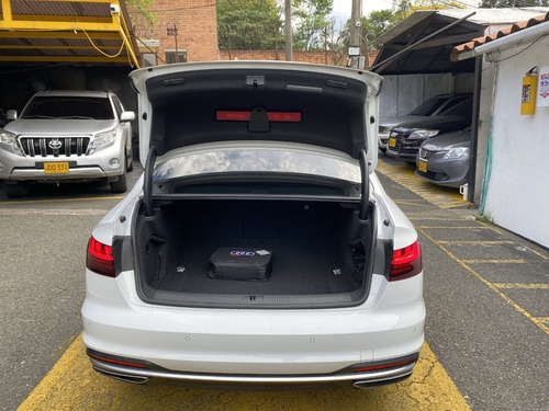 Audi A4 2.0 Hibrida At 40 Tfsi