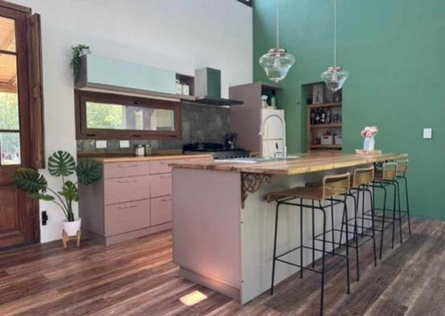 Casa En Venta - 3 Dormitorios 3 Baños - 258mts2 -terreno 10,600- Monte