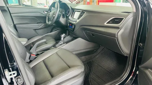 Hyundai Accent 1.6 Hb Gls At