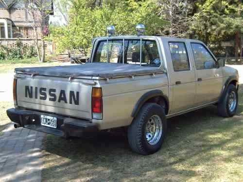 Farol Trasero Izquierdo Nissan D21 88/97 Cabina Simple-doble