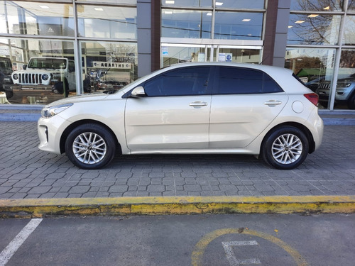 Imagen 18 de 25 de Kia Rio Ex 1.6 Manual Impecable, Con Garantia G