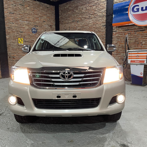 Toyota Hilux 3.0 Cd Srv Limited 171cv 4x4 5at