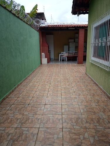 Casa Com Piscina 100m Da Praia - Frente A Praça - Temporada