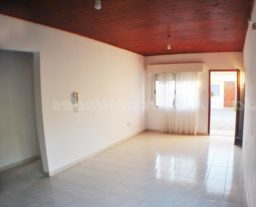 Imagen 10 de 10 de En Venta Vivienda De Dos Dormitorios Colonia Del Sacramento