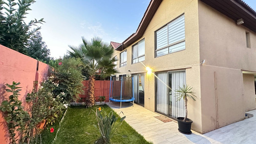 Linda Casa En Excelente Estado 3d Y 3b
