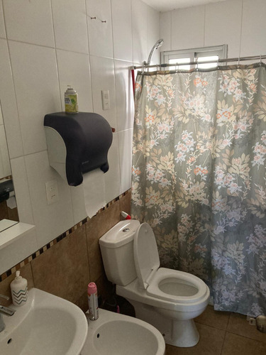 Venta Excelente Local Comercial Rentado Pocitos Rivera P