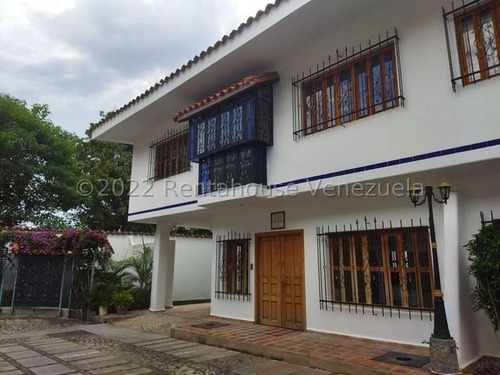 Imagen 2 de 23 de Townhouse En Venta Barrio Sucre Maracay 23-15286 Hc