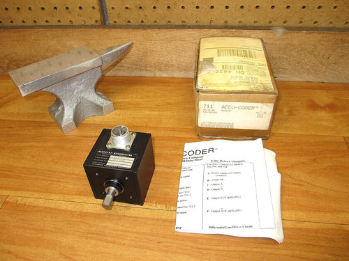 Accucoder 711-0 *new* Incremental Shaft Encoder 5 Pu Ccw