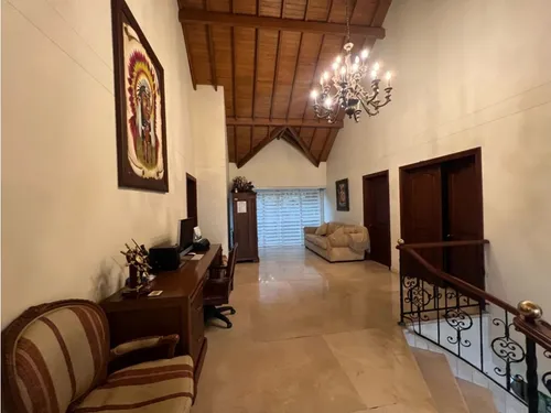 Casa Amoblada En Arriendo Poblado San Lucas
