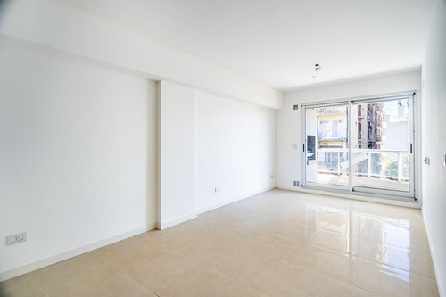 2 Ambientes En Caballito Con Parrilla Individual