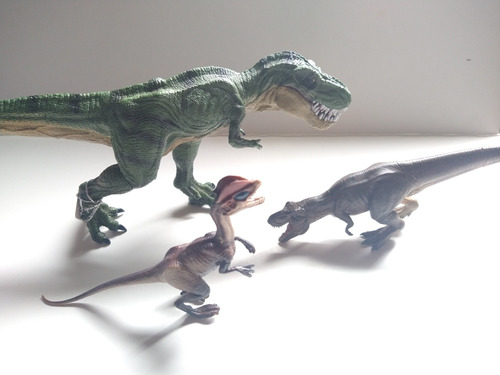 Boneco Dinossauro Jurassic Park World