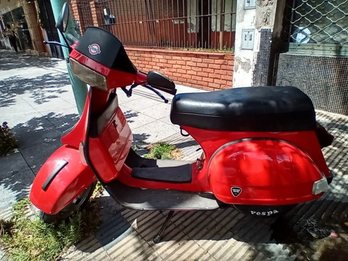 Piaggio Vespa 150 Gris Impecable Blanca Roja