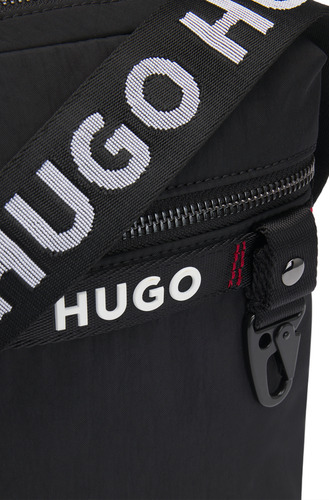 Bolso Mensajero Hugo Para Hombre Con Correa Ajustable Color Negro