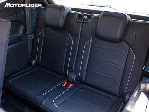 Imagen 19 de 25 de Volkswagen Tiguan 2.0 Highline 7 Ps | Permuta / Financia