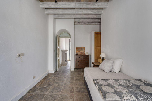 Casa Remodelada Con Espacio Para Crecer En El Centro De San Miguel De Allende
