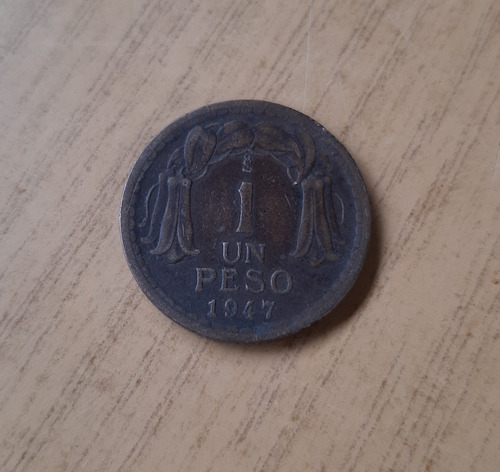 Imagen 1 de 2 de Moneda De Un Peso Año 1947