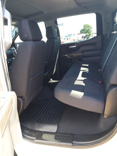 Imagen 5 de 15 de Chevrolet Cheyenne 2020 5.4 2500 Doble Cab Lt Z71 4x4 At