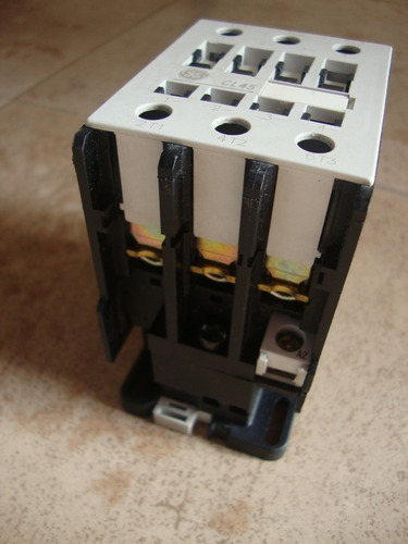 Contactor General Electric Cl 45a 300m 55amp (Usado)