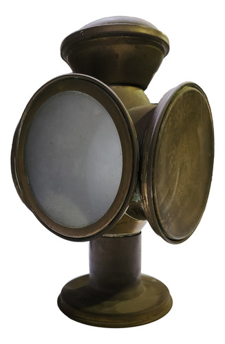 Raro Farol Fiat. Automóvil Antiguo