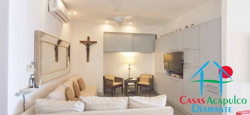 Imagen 19 de 30 de Cad Ocean Front 202. Terraza En Esquina Con Vista Frontal Al Mar