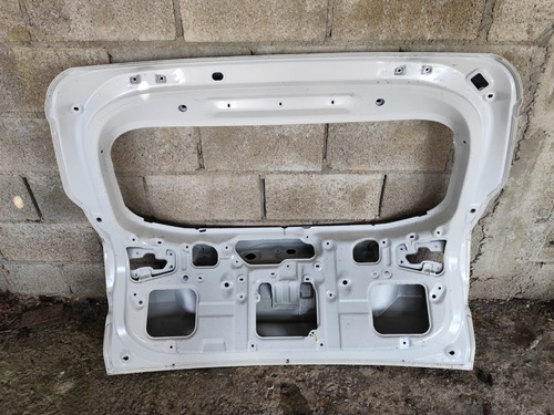 Tapa Cajuela De Kia Seltos 2020-2022 Blanco (Usado)