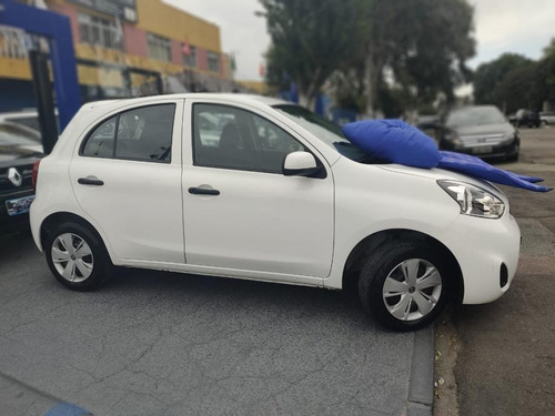 Imagem 3 de 13 de Nissan March S 1.0 12v Flex 5p