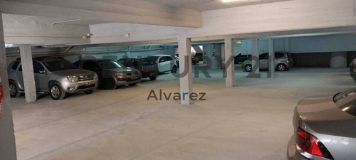 Imagen 18 de 28 de Venta De Estacionamiento Con 60 Cocheras + Oficina Completa + Garita Y 3 Baños