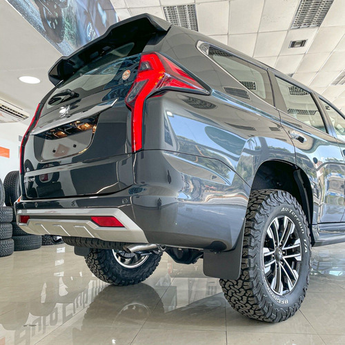 Imagen 5 de 12 de Mitsubishi Montero Sport