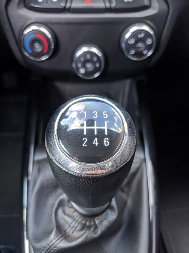 Imagem 7 de 12 de Chevrolet Prisma 1.4 4p Ltz Flex