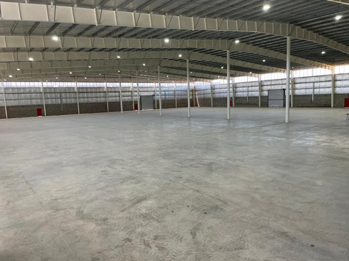Imagen 9 de 30 de Exclusiva Nave Logistica E Industrial En Esquina A Dos Calles
